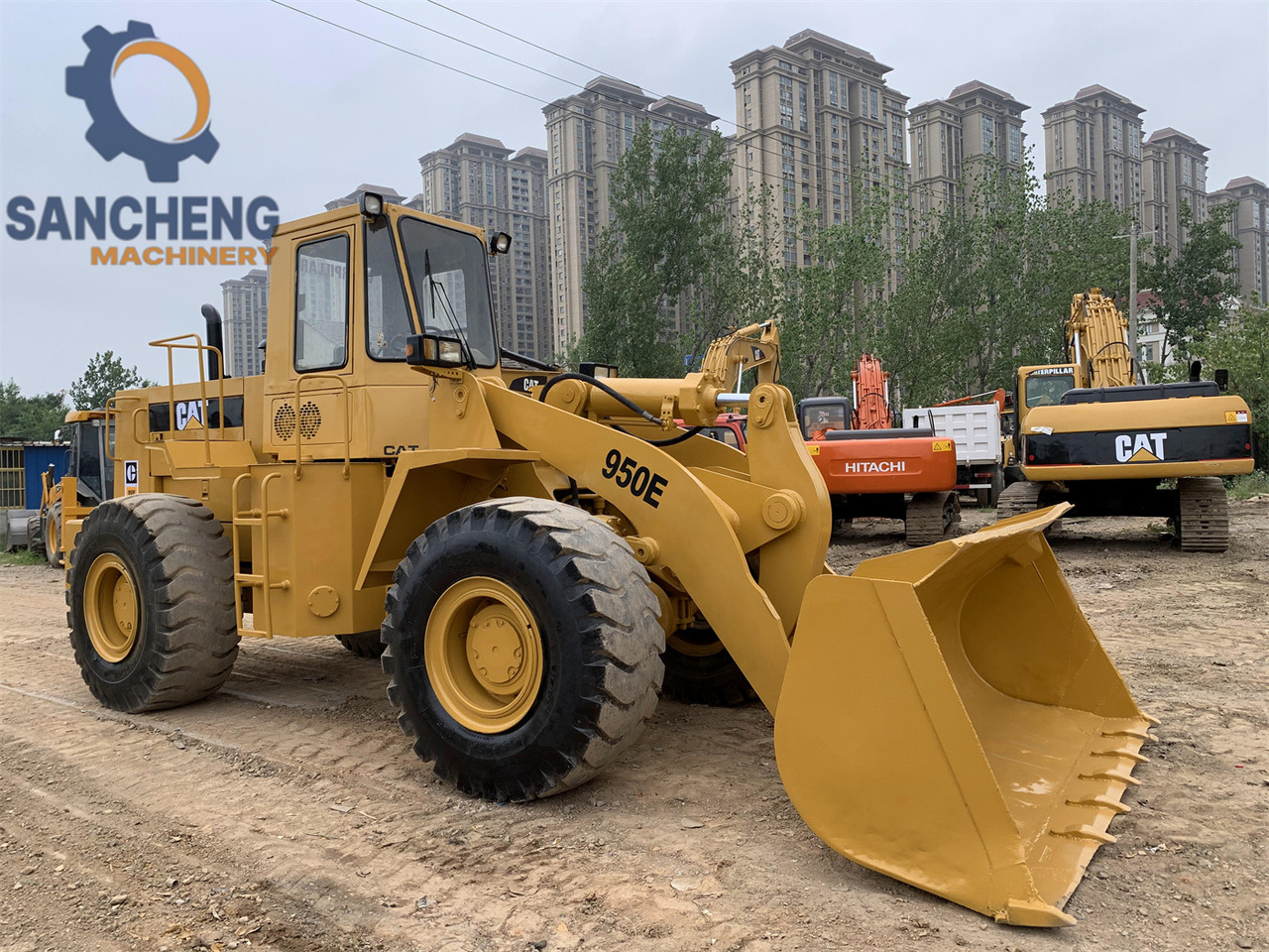 CATERPILLAR 950E - Wheel loader: gambar 1 CATERPILLAR 950E - Wheel loader: gambar 1