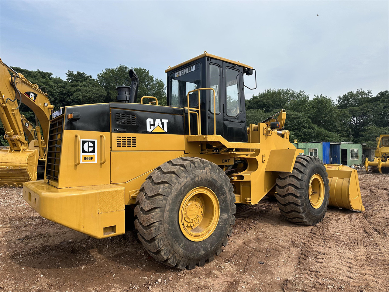 CATERPILLAR 966F - Wheel loader: gambar 4 CATERPILLAR 966F - Wheel loader: gambar 4