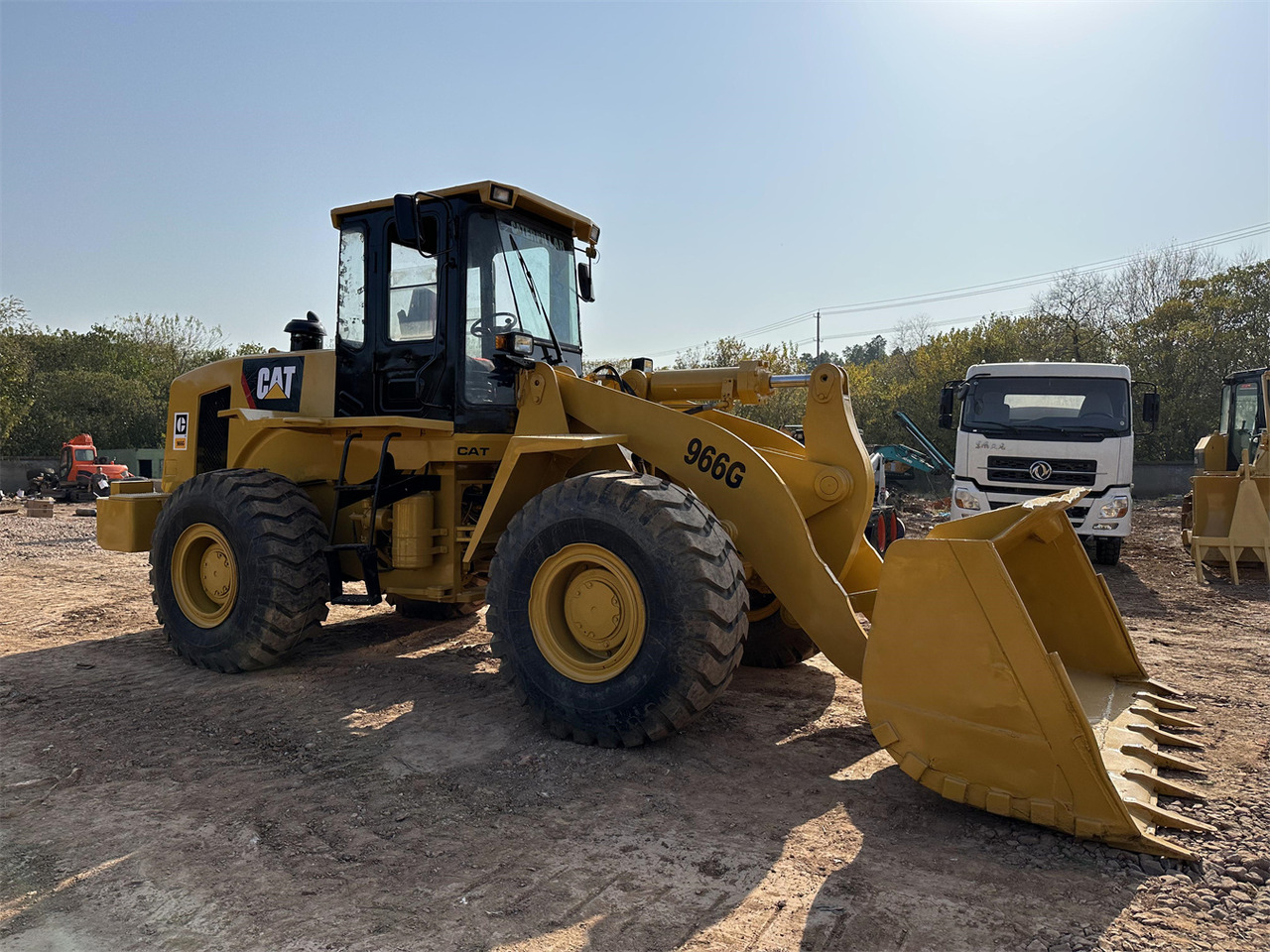 CATERPILLAR 966G - Wheel loader: gambar 2 CATERPILLAR 966G - Wheel loader: gambar 2