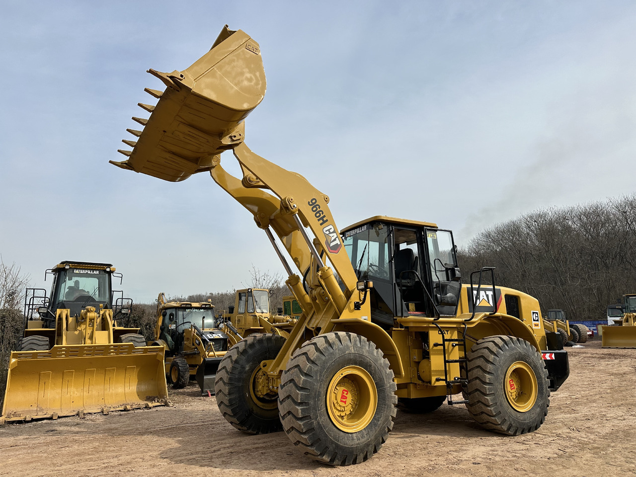CATERPILLAR 966H - Wheel loader: gambar 1 CATERPILLAR 966H - Wheel loader: gambar 1