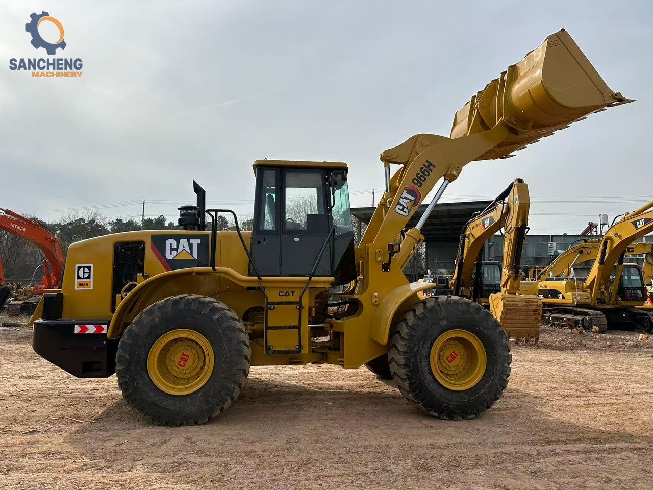 Loader konstruksi CATERPILLAR 966H: gambar 13