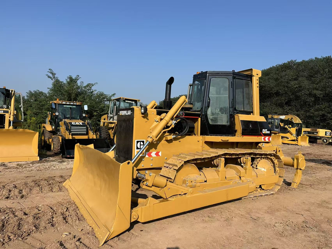 CATERPILLAR D6G - Bulldozer: gambar 3 CATERPILLAR D6G - Bulldozer: gambar 3
