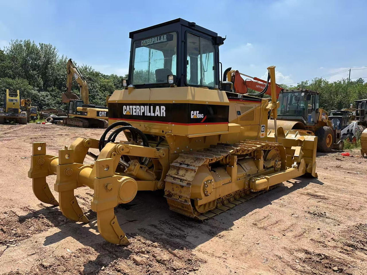 CATERPILLAR D6G - Bulldozer: gambar 2 CATERPILLAR D6G - Bulldozer: gambar 2