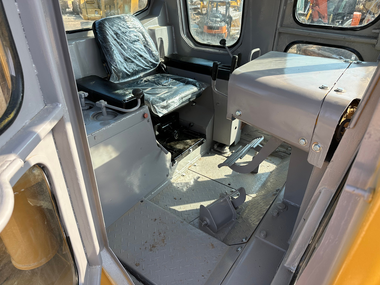 Bulldozer CATERPILLAR D7G: gambar 11 Bulldozer CATERPILLAR D7G: gambar 11