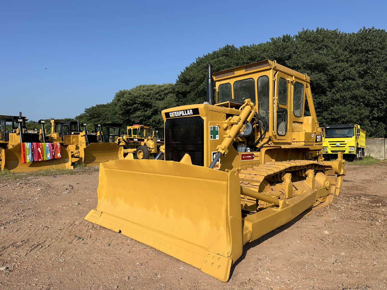 CATERPILLAR D7G bulldozer - Bulldozer: gambar 3 CATERPILLAR D7G bulldozer - Bulldozer: gambar 3