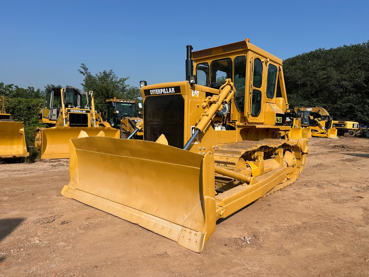 CATERPILLAR D7G bulldozer - Bulldozer: gambar 2 CATERPILLAR D7G bulldozer - Bulldozer: gambar 2
