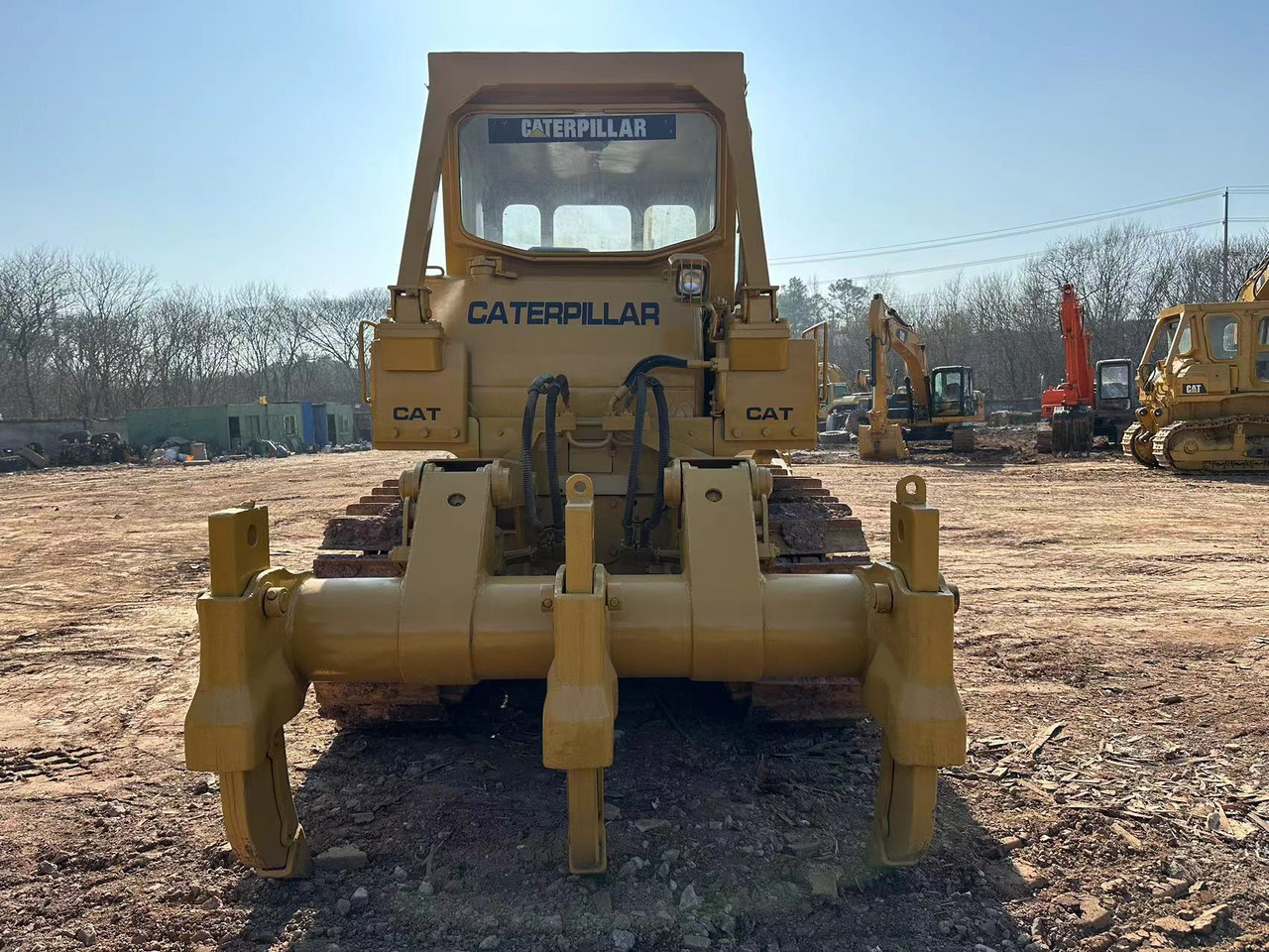CATERPILLAR D8K - Bulldozer: gambar 3 CATERPILLAR D8K - Bulldozer: gambar 3