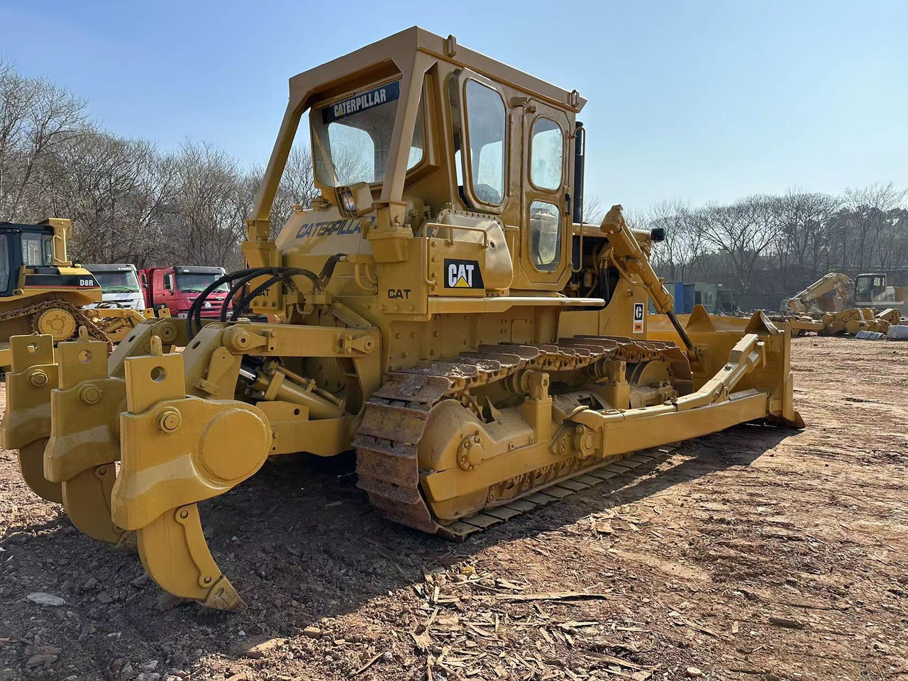 CATERPILLAR D8K - Bulldozer: gambar 2 CATERPILLAR D8K - Bulldozer: gambar 2