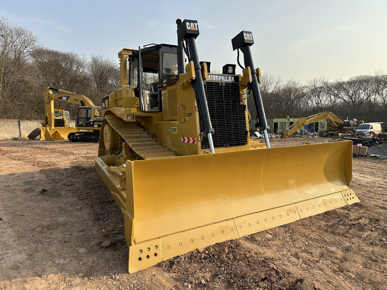 CATERPILLAR D8R - Bulldozer: gambar 4 CATERPILLAR D8R - Bulldozer: gambar 4