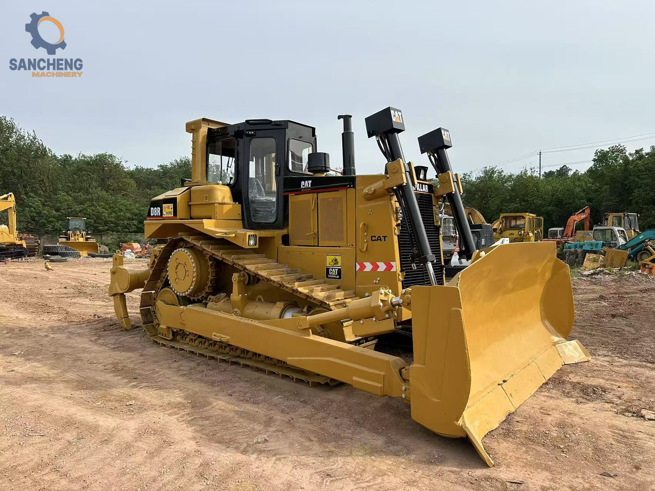 CATERPILLAR D8R - Bulldozer: gambar 5 CATERPILLAR D8R - Bulldozer: gambar 5