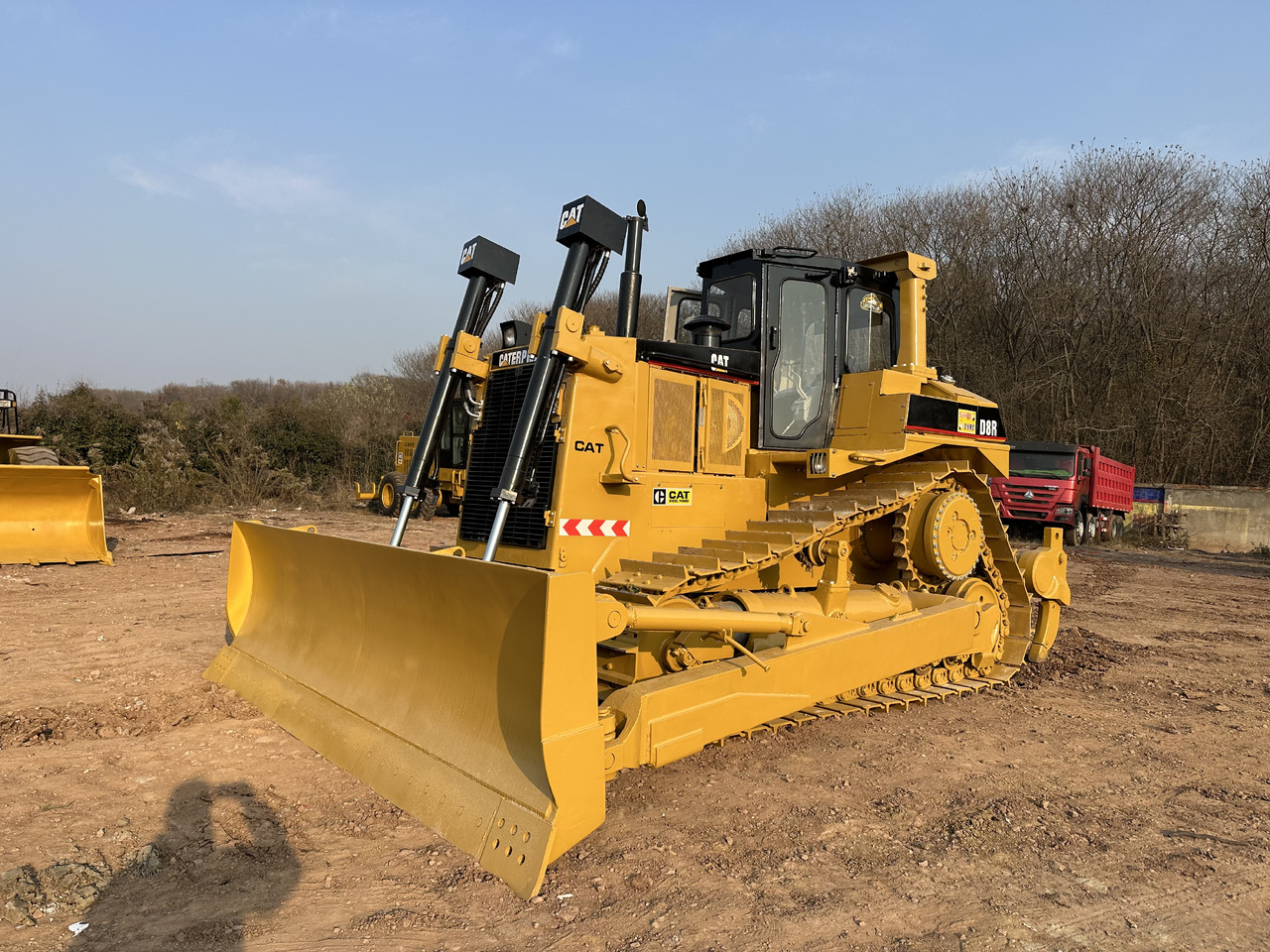 CATERPILLAR D8R - Bulldozer: gambar 2 CATERPILLAR D8R - Bulldozer: gambar 2
