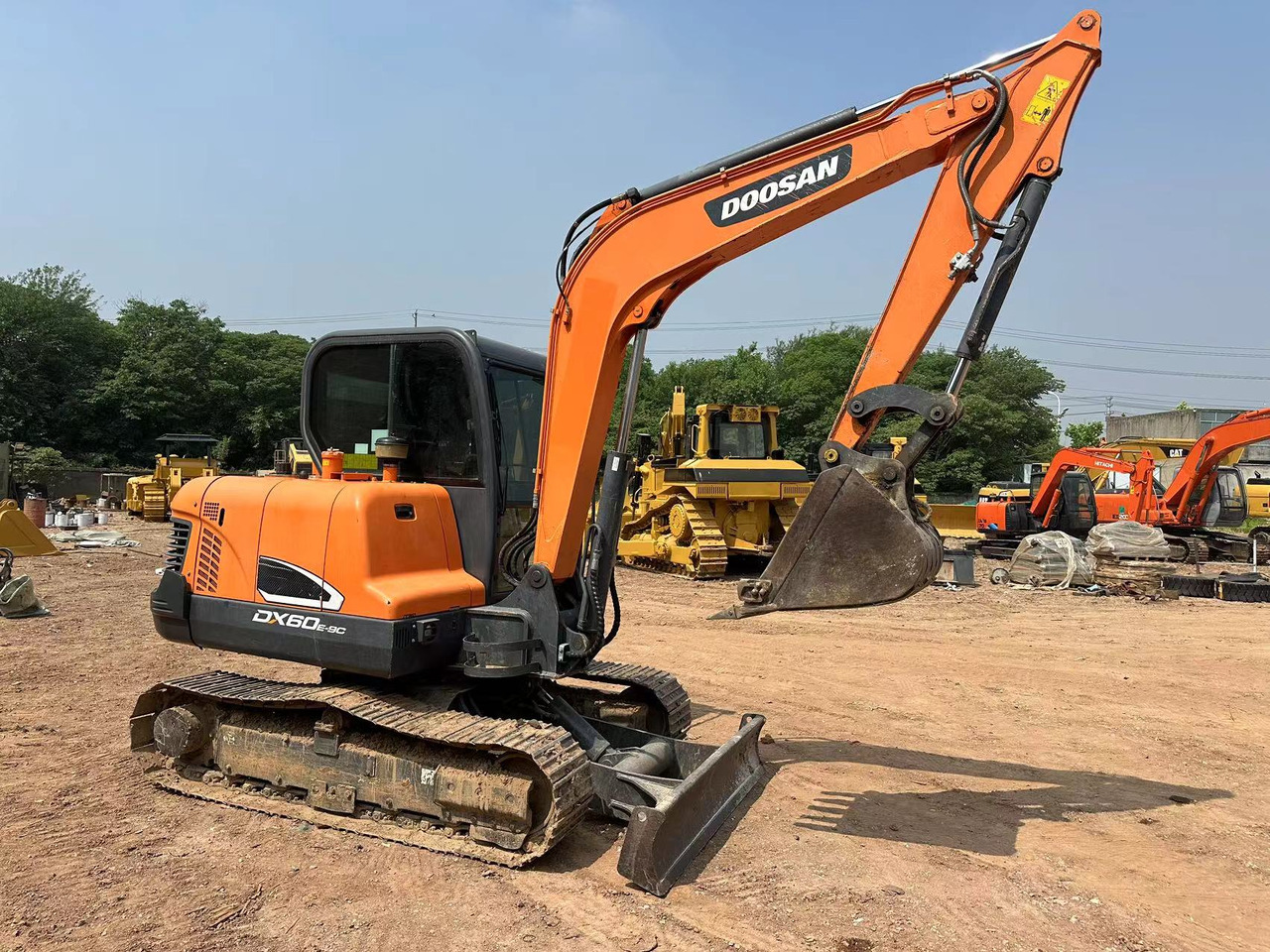 DOOSAN DX60 - Ekskavator mini: gambar 4 DOOSAN DX60 - Ekskavator mini: gambar 4