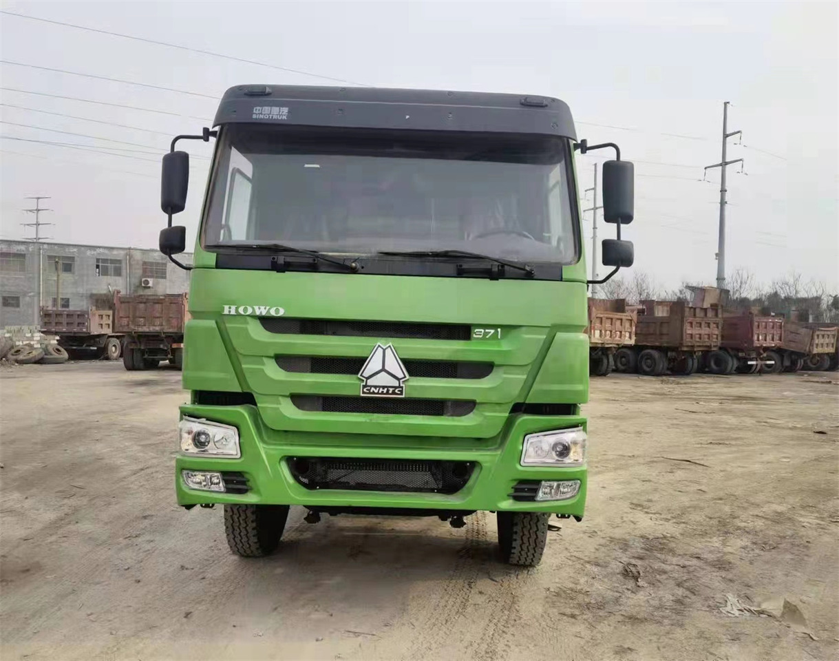 HOWO 371 - Truk jungkit: gambar 2 HOWO 371 - Truk jungkit: gambar 2