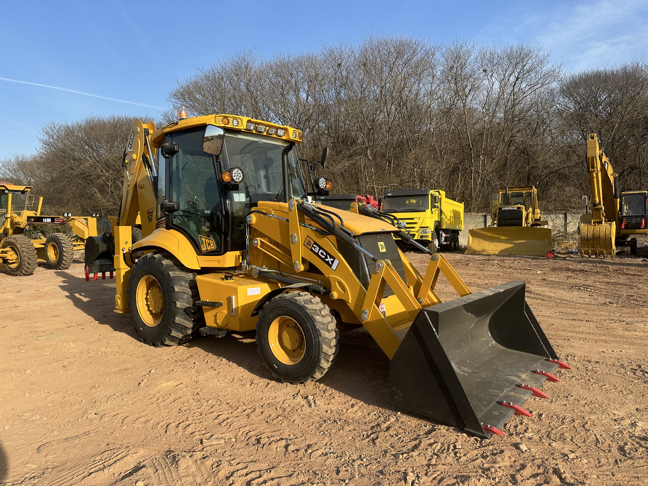 JCB 3CX - Backhoe loader: gambar 1 JCB 3CX - Backhoe loader: gambar 1