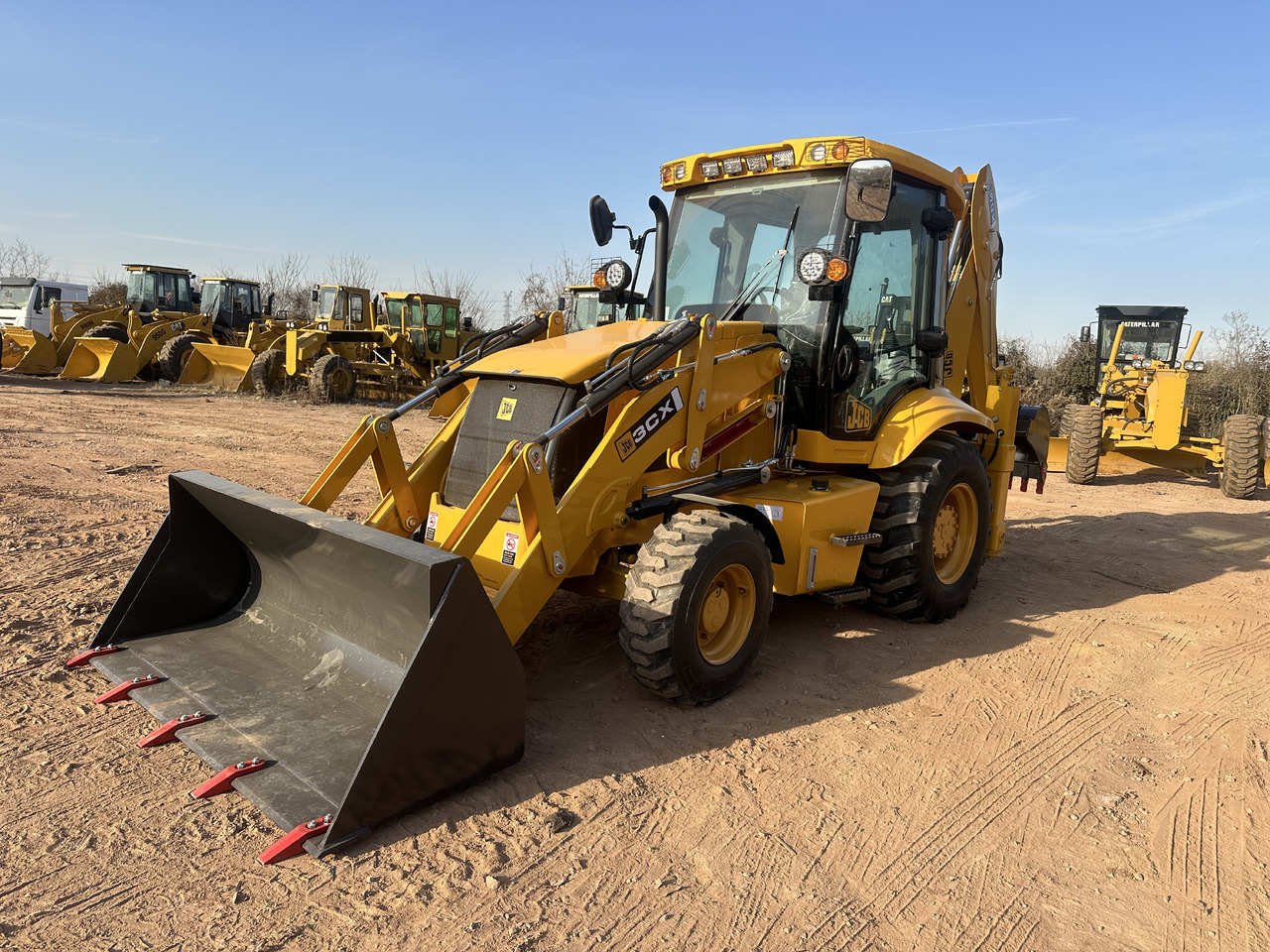 JCB 3CX - Backhoe loader: gambar 2 JCB 3CX - Backhoe loader: gambar 2
