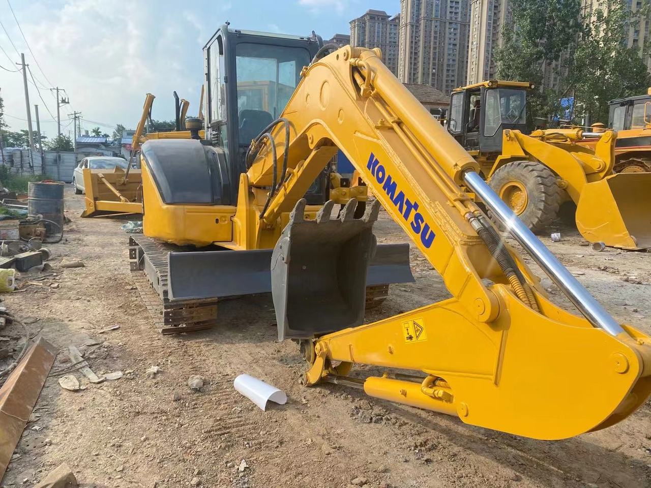 KOMATSU PC55MR - Ekskavator mini: gambar 5 KOMATSU PC55MR - Ekskavator mini: gambar 5