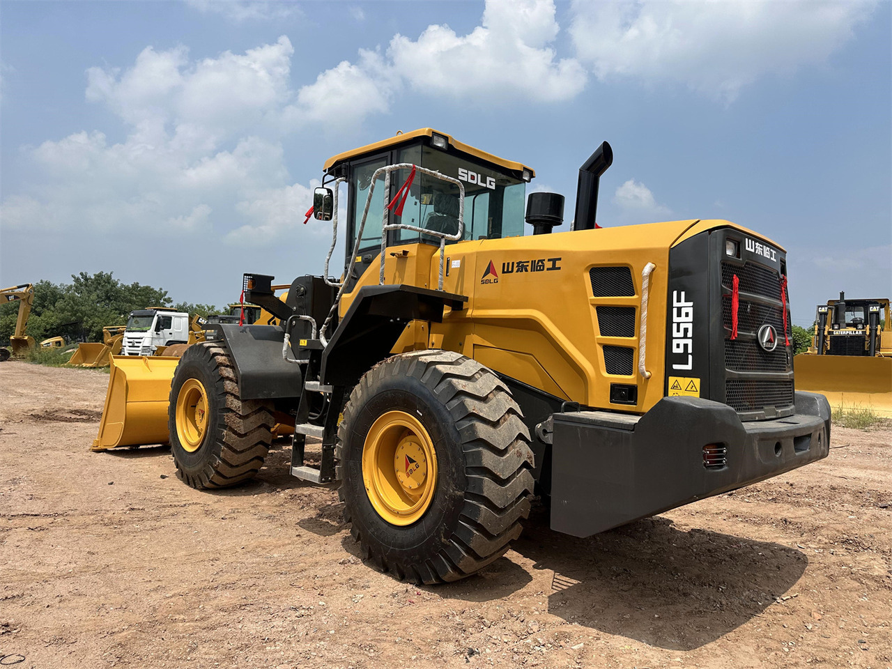 SDLG L956F - Wheel loader: gambar 5 SDLG L956F - Wheel loader: gambar 5