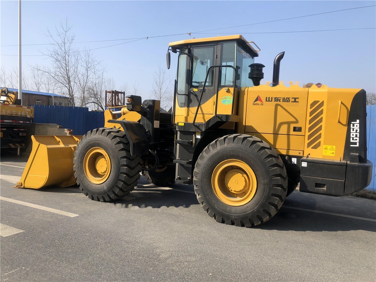 SDLG LG956L - Wheel loader: gambar 1 SDLG LG956L - Wheel loader: gambar 1