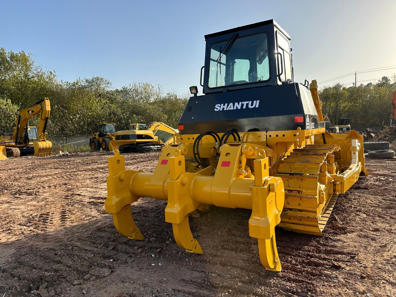 SHANTUI SD22 - Bulldozer: gambar 2 SHANTUI SD22 - Bulldozer: gambar 2