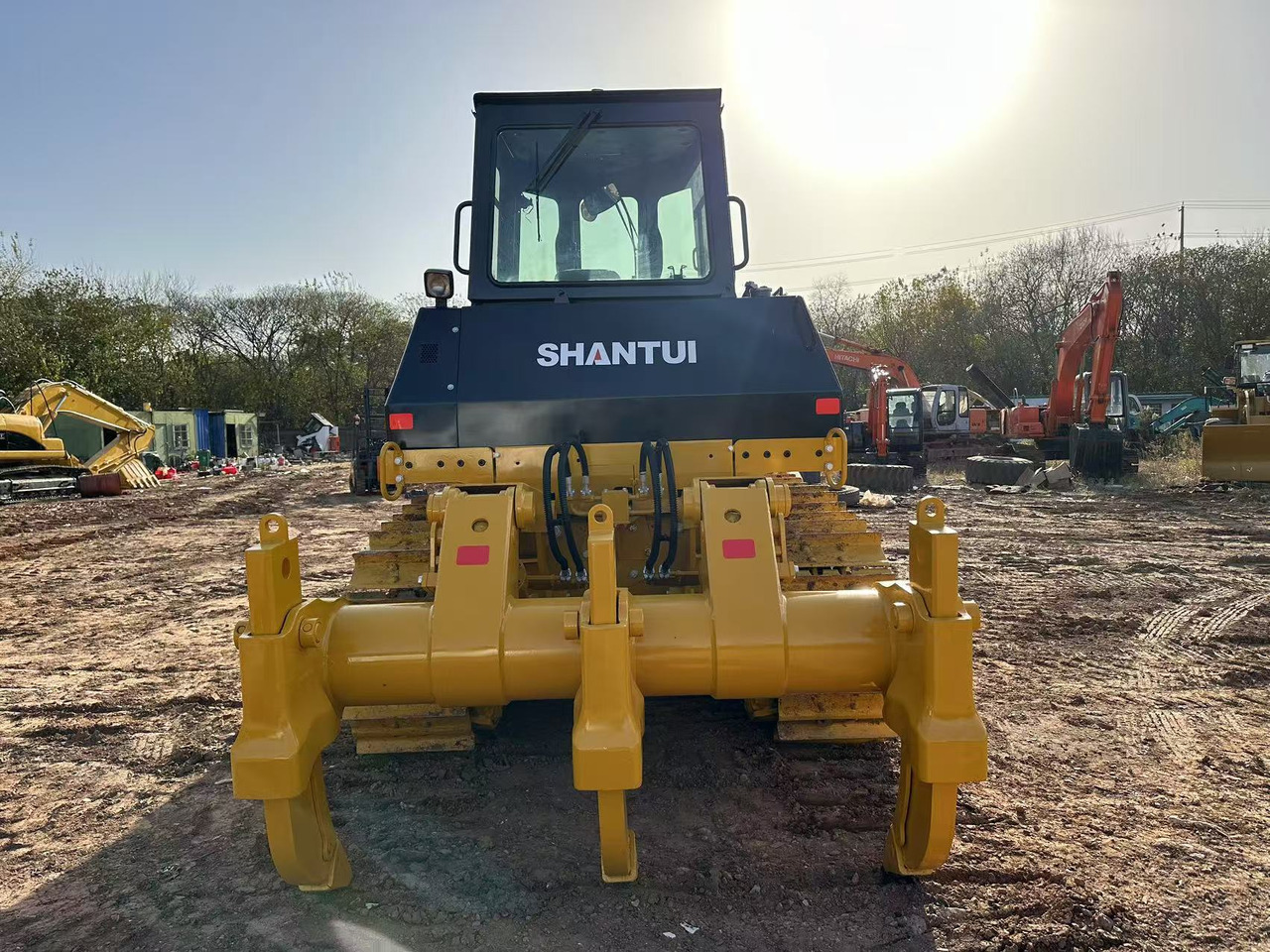 SHANTUI SD22 bulldozer - Bulldozer: gambar 5 SHANTUI SD22 bulldozer - Bulldozer: gambar 5