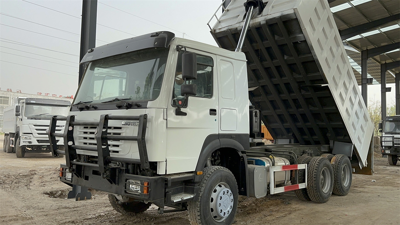 SINOTRUK HOWO Dump truck 371 6x4 - Truk jungkit: gambar 3 SINOTRUK HOWO Dump truck 371 6x4 - Truk jungkit: gambar 3