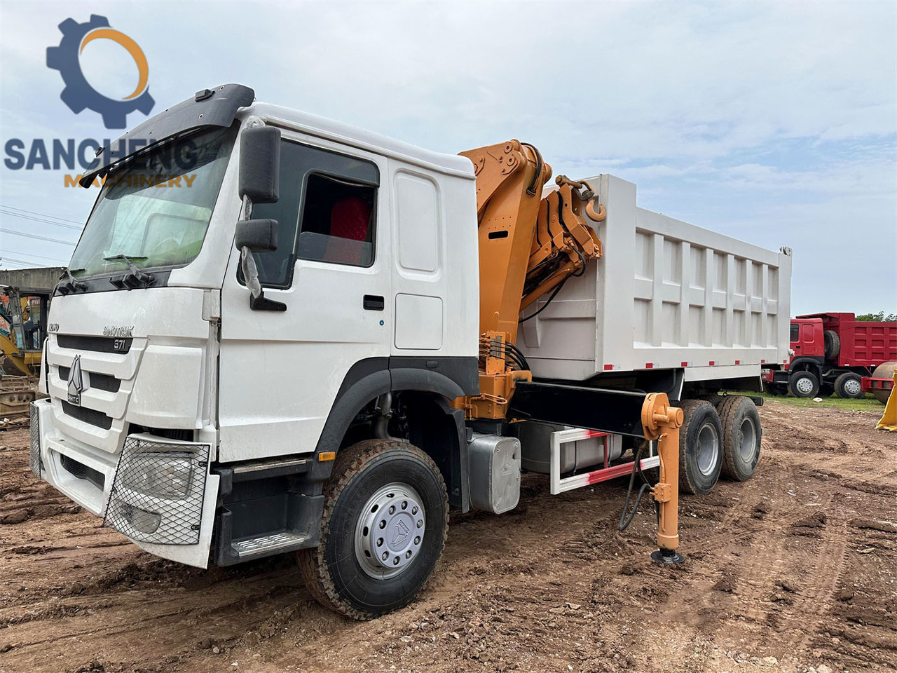 SINOTRUK Howo 371 6x4 crane truck - Truk derek: gambar 1 SINOTRUK Howo 371 6x4 crane truck - Truk derek: gambar 1