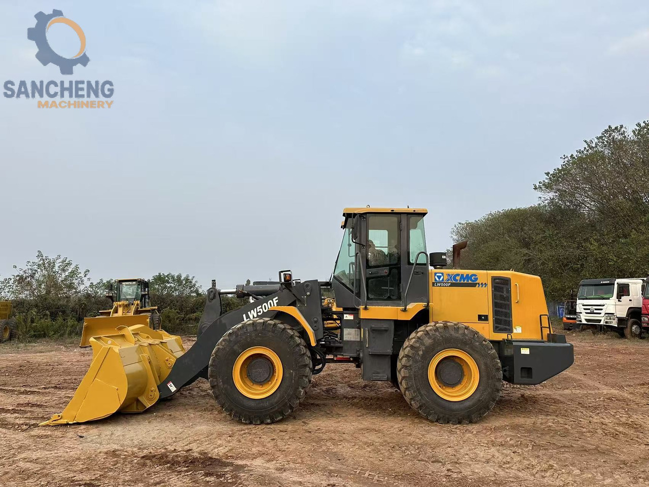 XCMG LW500F - Wheel loader: gambar 1 XCMG LW500F - Wheel loader: gambar 1