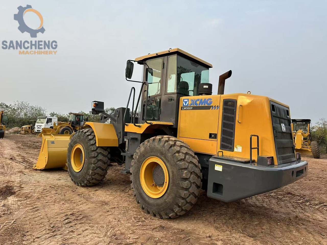XCMG LW500F - Wheel loader: gambar 4 XCMG LW500F - Wheel loader: gambar 4