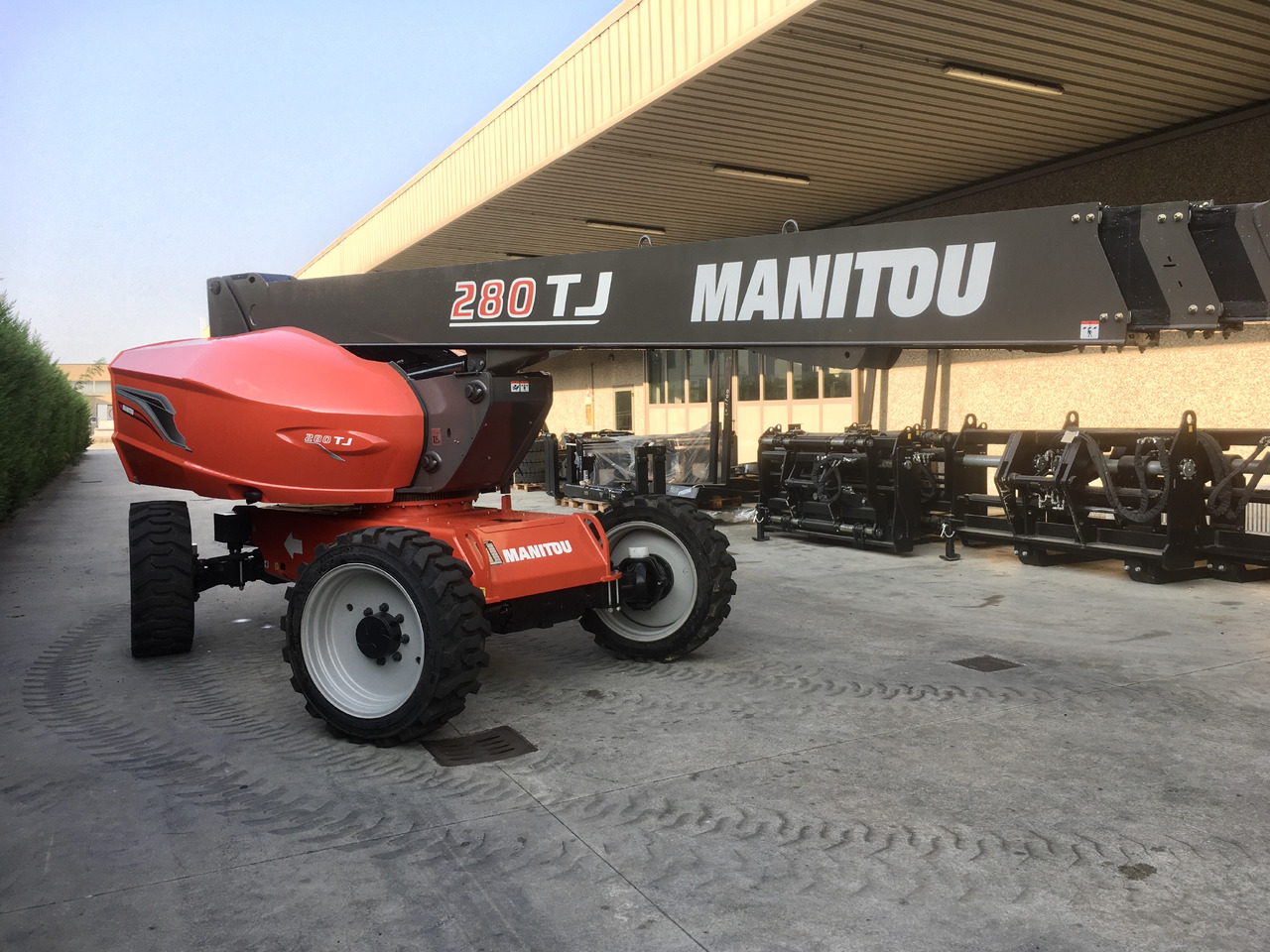 MANITOU 220 TJ+ / 260 TJ / 280 TJ - 2019 - Boom teleskopik: gambar 4 MANITOU 220 TJ+ / 260 TJ / 280 TJ - 2019 - Boom teleskopik: gambar 4