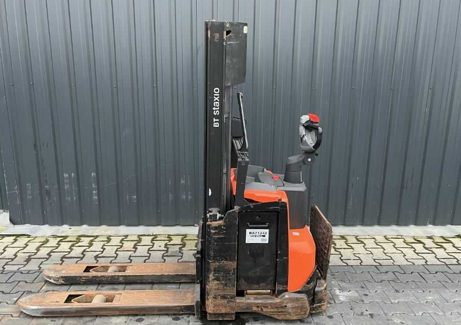 Penumpuk BT SWE140: gambar 6 Penumpuk BT SWE140: gambar 6