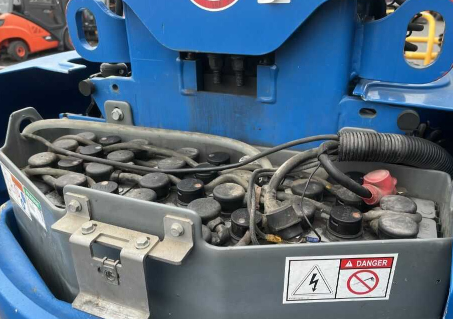 Haulotte STAR 10-1 - Lift tiang vertikal: gambar 5 Haulotte STAR 10-1 - Lift tiang vertikal: gambar 5