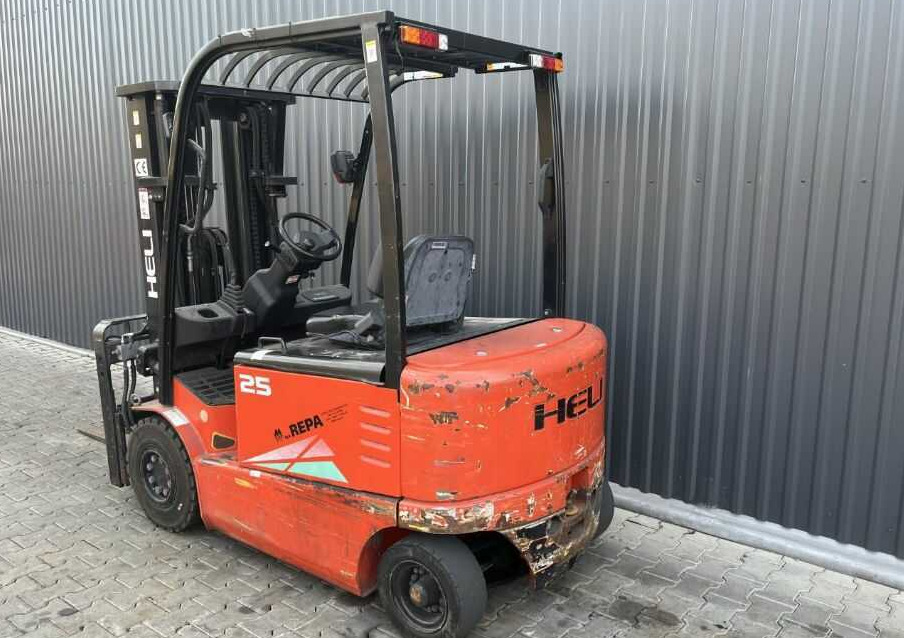Heli CPD25 - Forklift listrik: gambar 3 Heli CPD25 - Forklift listrik: gambar 3