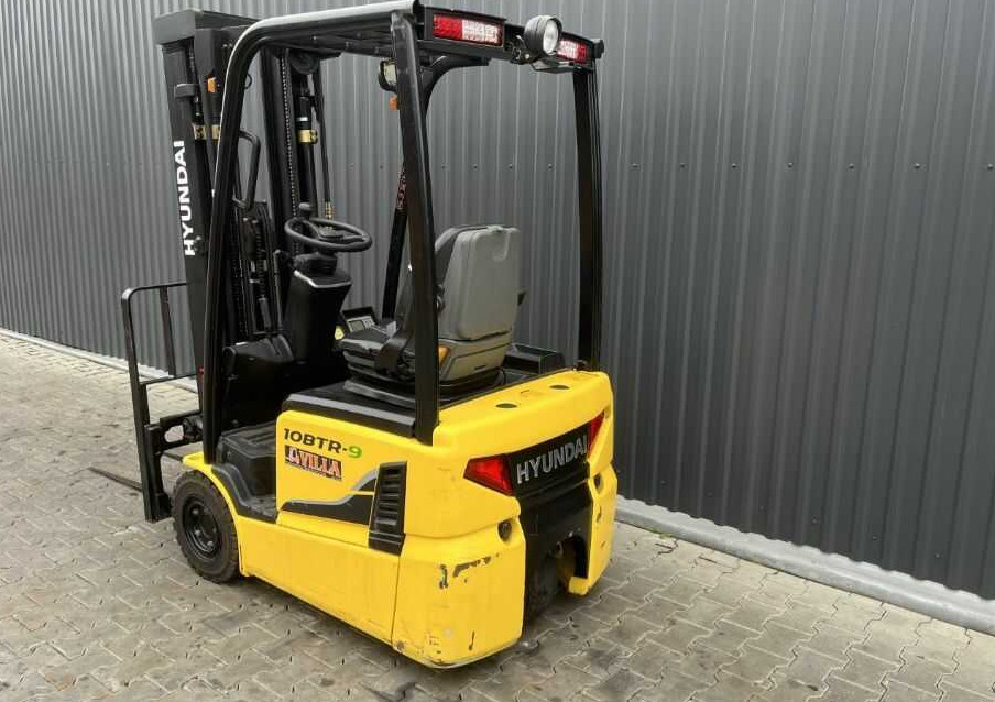 Hyundai 10BTR-9 - Forklift listrik: gambar 3 Hyundai 10BTR-9 - Forklift listrik: gambar 3