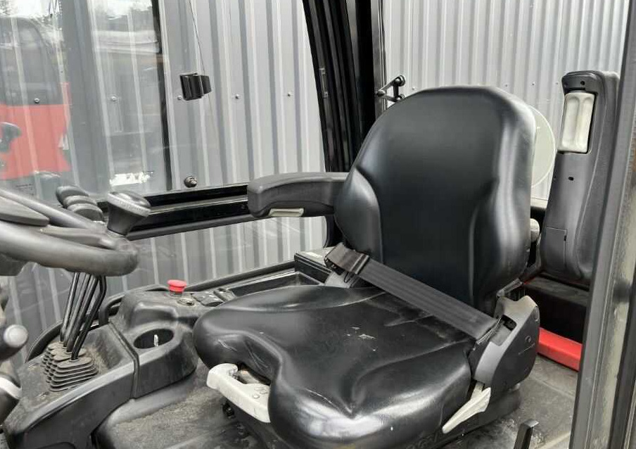 Forklift listrik Hyundai 25B-9: gambar 9 Forklift listrik Hyundai 25B-9: gambar 9