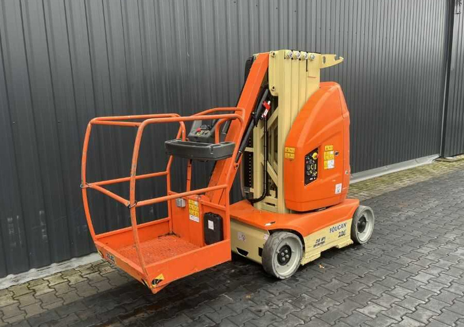 JLG Toucan 10EA - Lift tiang vertikal: gambar 1 JLG Toucan 10EA - Lift tiang vertikal: gambar 1