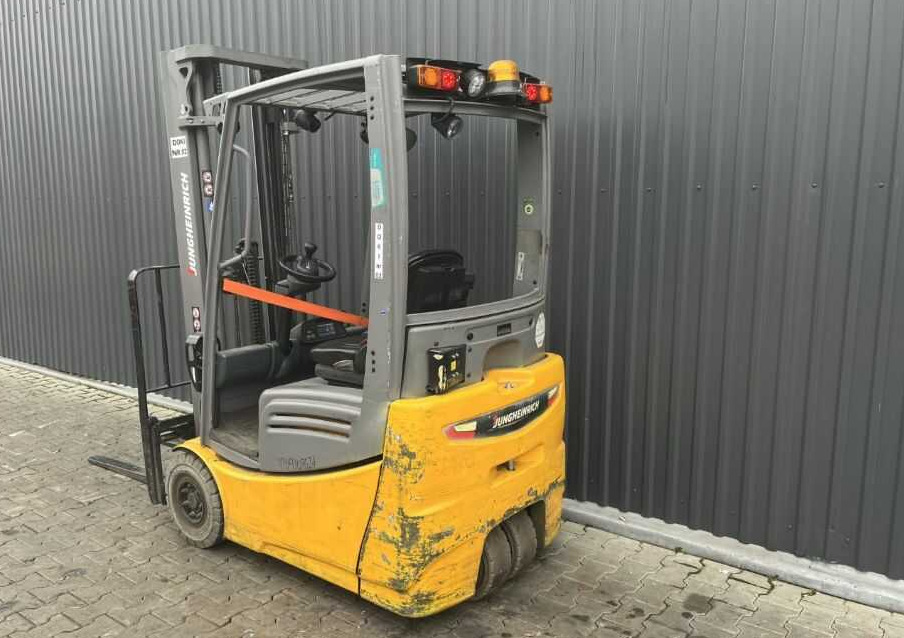 Jungheinrich EFG215 - Forklift listrik: gambar 3 Jungheinrich EFG215 - Forklift listrik: gambar 3