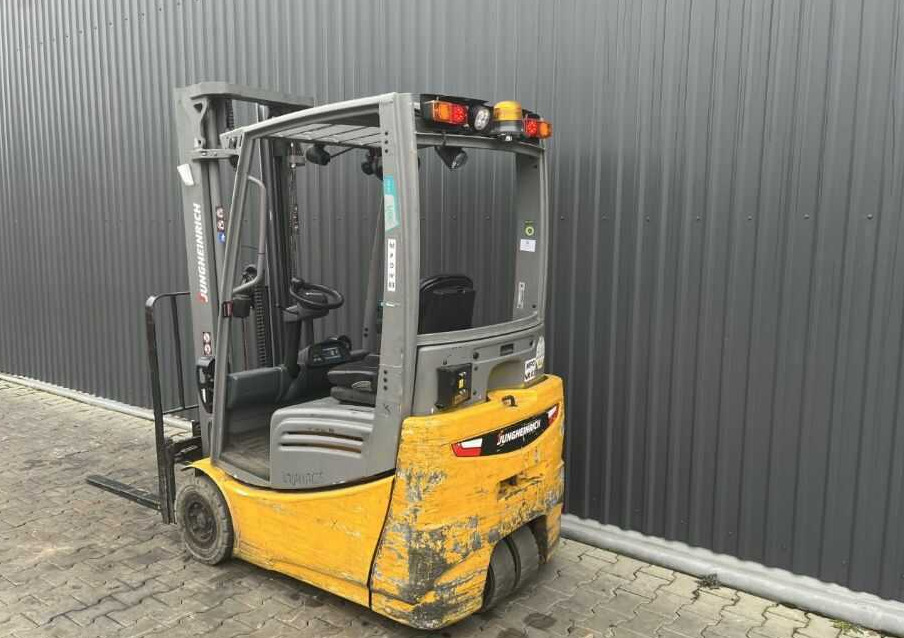 Jungheinrich EFG215 - Forklift listrik: gambar 3 Jungheinrich EFG215 - Forklift listrik: gambar 3