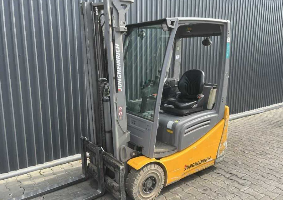 Jungheinrich EFG216k - Forklift listrik: gambar 1 Jungheinrich EFG216k - Forklift listrik: gambar 1