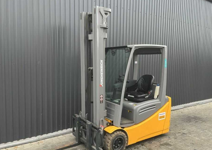 Jungheinrich EFG220 - Forklift listrik: gambar 1 Jungheinrich EFG220 - Forklift listrik: gambar 1