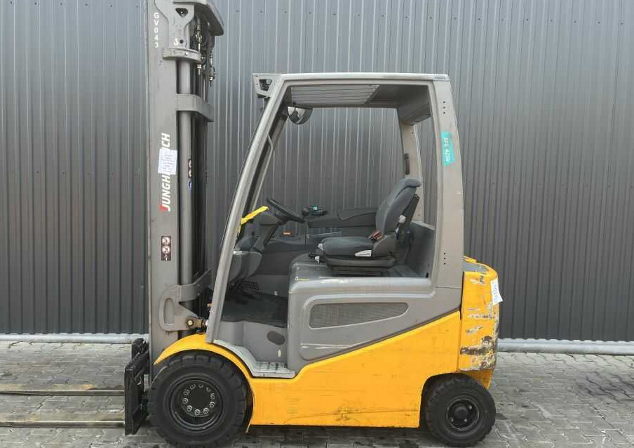 Jungheinrich EFG425k - Forklift listrik: gambar 2 Jungheinrich EFG425k - Forklift listrik: gambar 2
