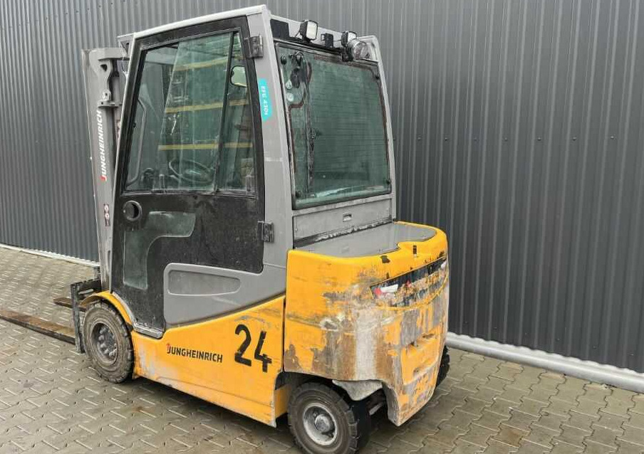 Jungheinrich EFG430 - Forklift listrik: gambar 3 Jungheinrich EFG430 - Forklift listrik: gambar 3