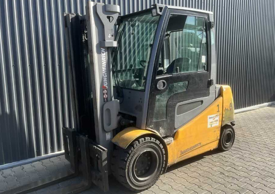 Jungheinrich EFG550 - Forklift listrik: gambar 1 Jungheinrich EFG550 - Forklift listrik: gambar 1