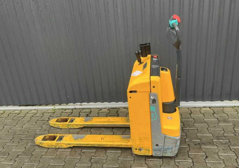 Jungheinrich EJE114 - Truk pallet: gambar 2 Jungheinrich EJE114 - Truk pallet: gambar 2