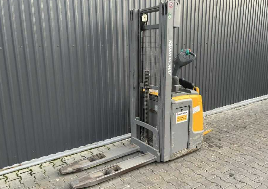 Jungheinrich ERC212 - Penumpuk: gambar 1 Jungheinrich ERC212 - Penumpuk: gambar 1