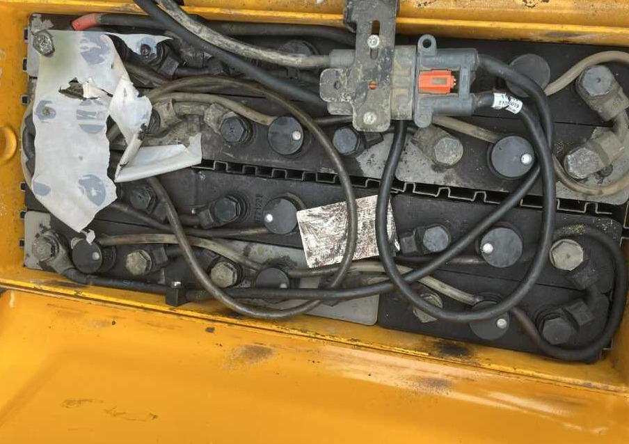 Jungheinrich ERE120 - Truk pallet: gambar 5 Jungheinrich ERE120 - Truk pallet: gambar 5