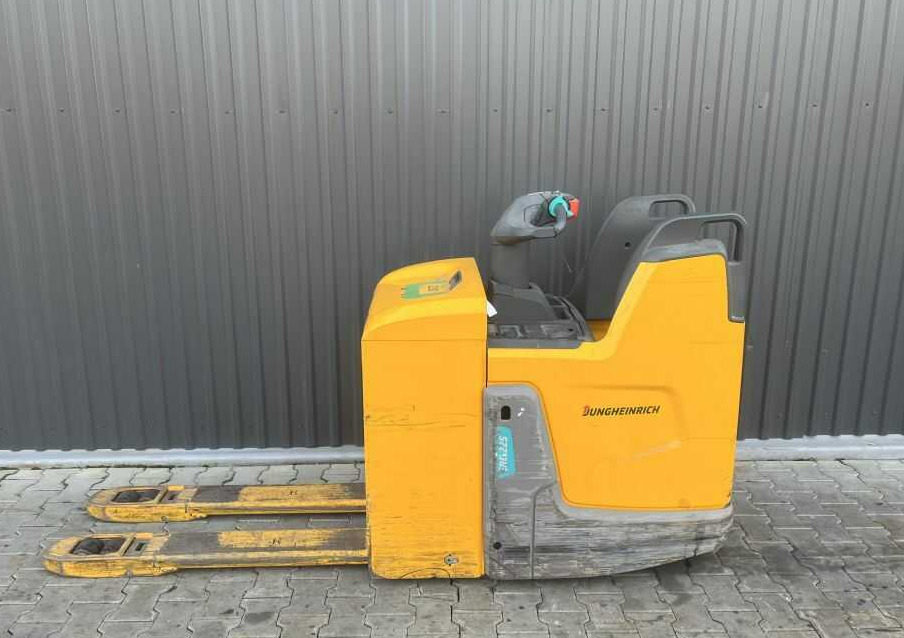 Jungheinrich ERE225 - Truk pallet: gambar 2 Jungheinrich ERE225 - Truk pallet: gambar 2