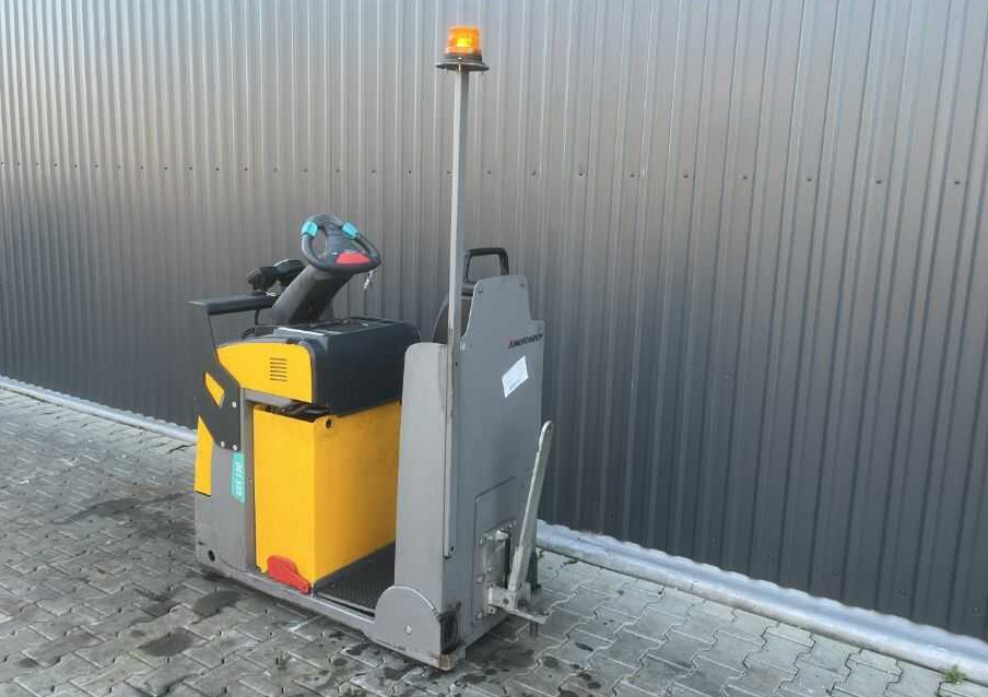 Jungheinrich EZS130 - Traktor derek: gambar 3 Jungheinrich EZS130 - Traktor derek: gambar 3