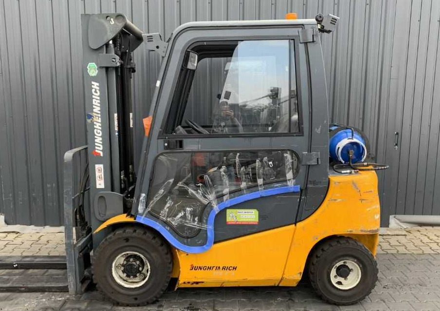 Jungheinrich TFG425 - Forklift LPG: gambar 2 Jungheinrich TFG425 - Forklift LPG: gambar 2