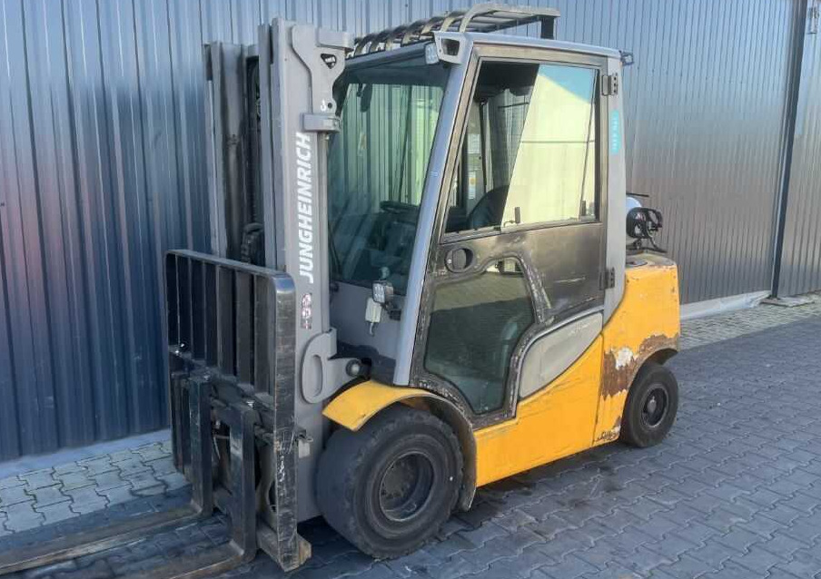 Jungheinrich TFG435s - Forklift LPG: gambar 1 Jungheinrich TFG435s - Forklift LPG: gambar 1