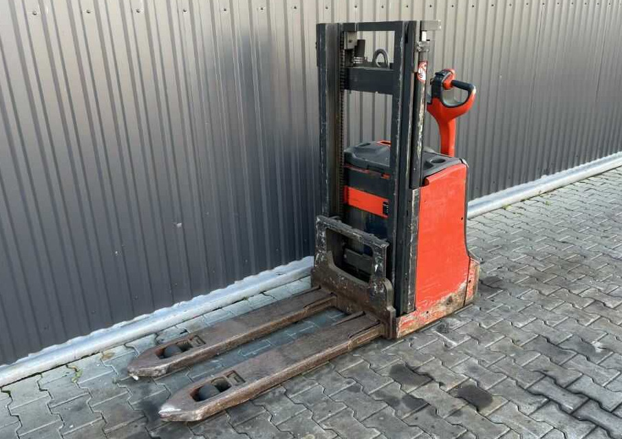 Linde D08 - Penumpuk: gambar 1 Linde D08 - Penumpuk: gambar 1